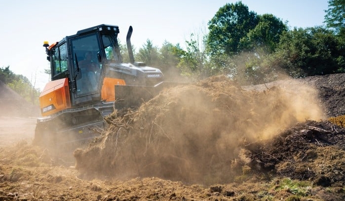 DEvelon DD100 dozer